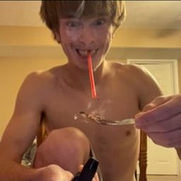 Coin image for 2pWaGCMWRZRc2H6D7Lk5TE7cPMe8g6PZ3Lj7ngNjpump