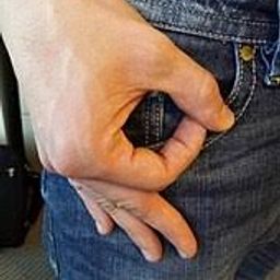 Coin image for DU6eKdghQCiSmPJ9gUpecR9T7ufMmaBBCS3d77bspump